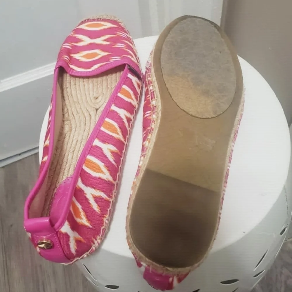 C. Wonder Pink Espadrille Flats Size 8M🌴✌️